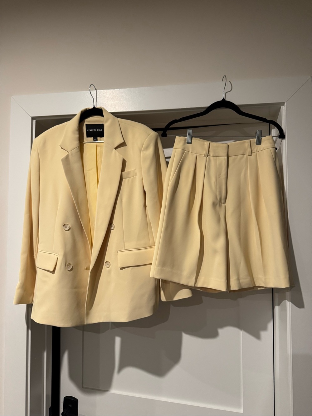 Kenneth Cole Cream Double-Breasted Blazer with Pleated Shorts